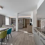 盖兹拉希峰拓普公寓酒店 4* 索尔登