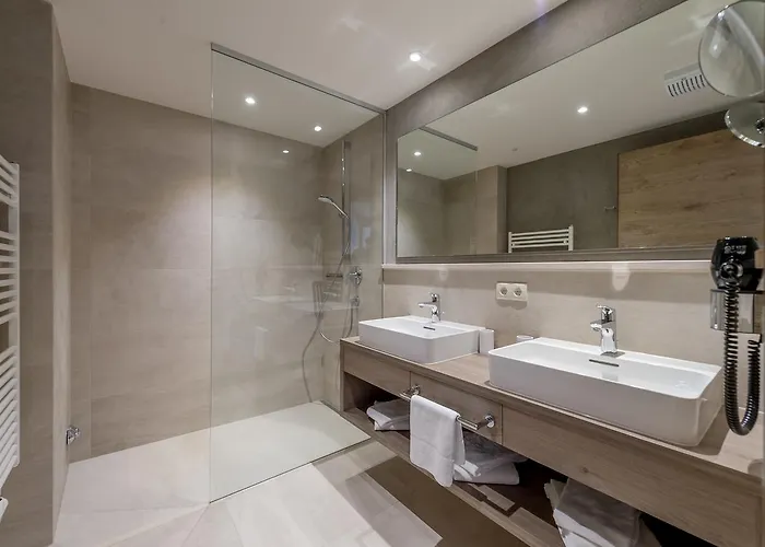 Aparthotel Gaislachkogl 4*